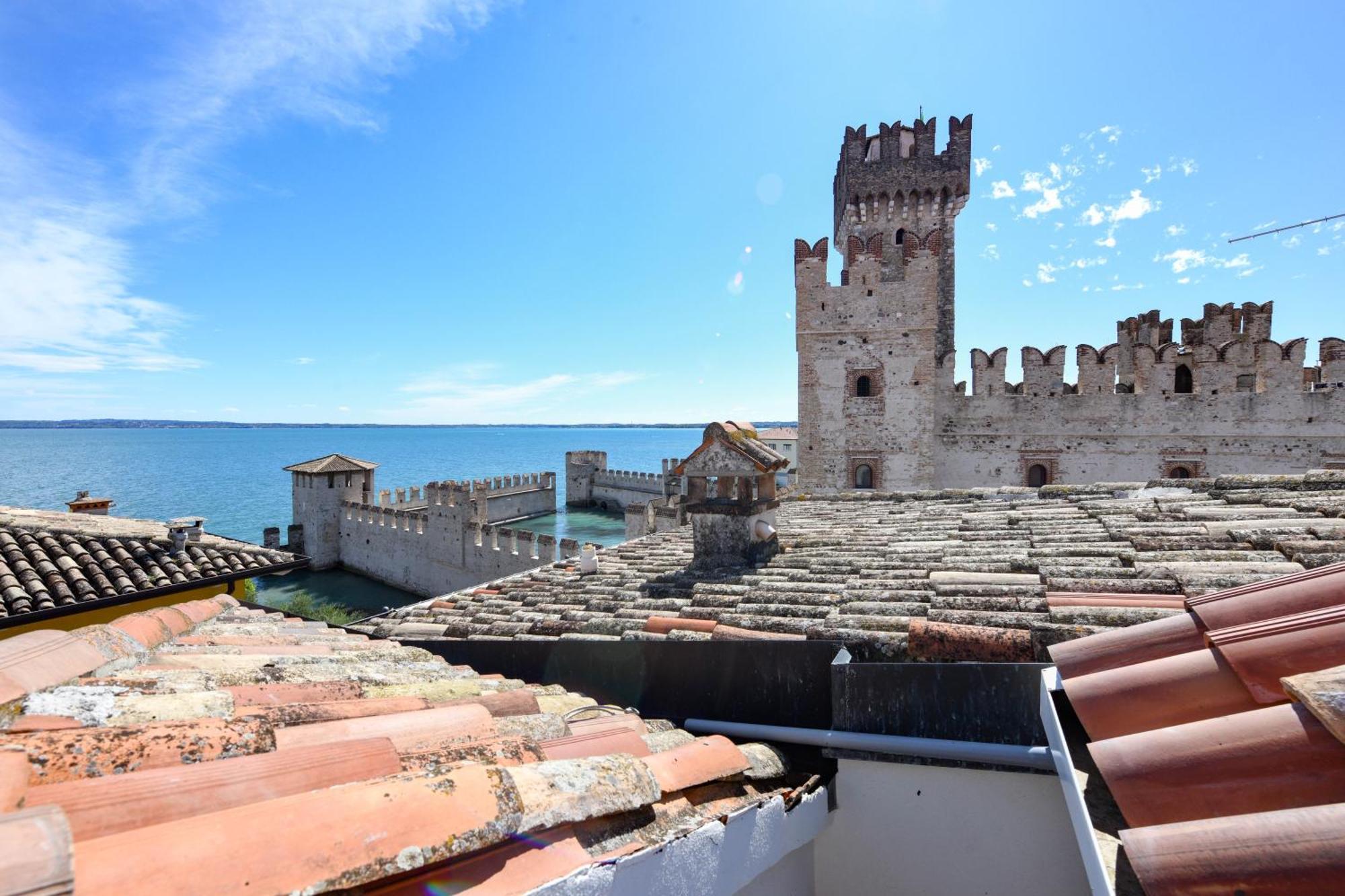 Locanda Carolina Mastino Scala Sirmione Exterior foto